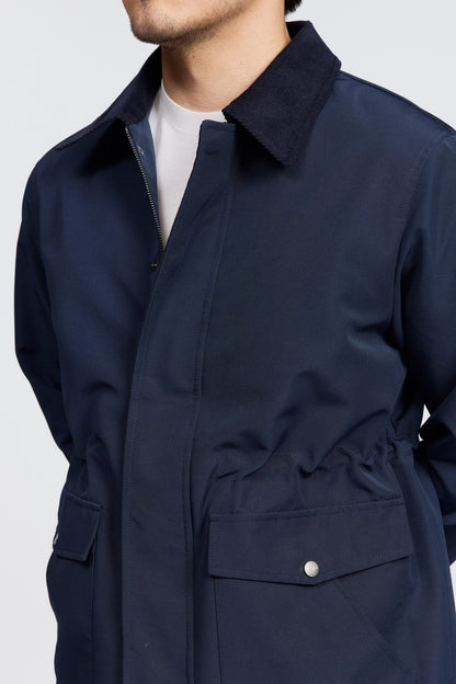Chaqueta utilitaria para hombre con cuello de pana