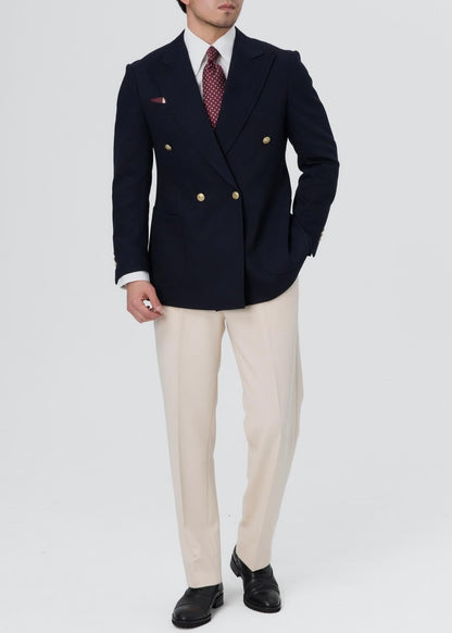 Blazer azul marino con botones dorados y doble botonadura para hombre