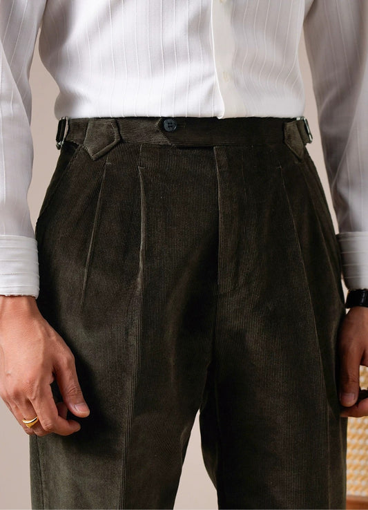 Calça masculina de veludo cotelê plissado