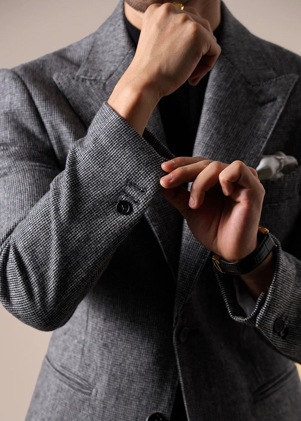 Jaqueta Genova Wool Peak Lapel